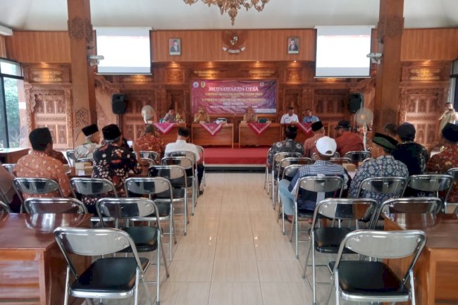 Musyawarah Desa Dompol