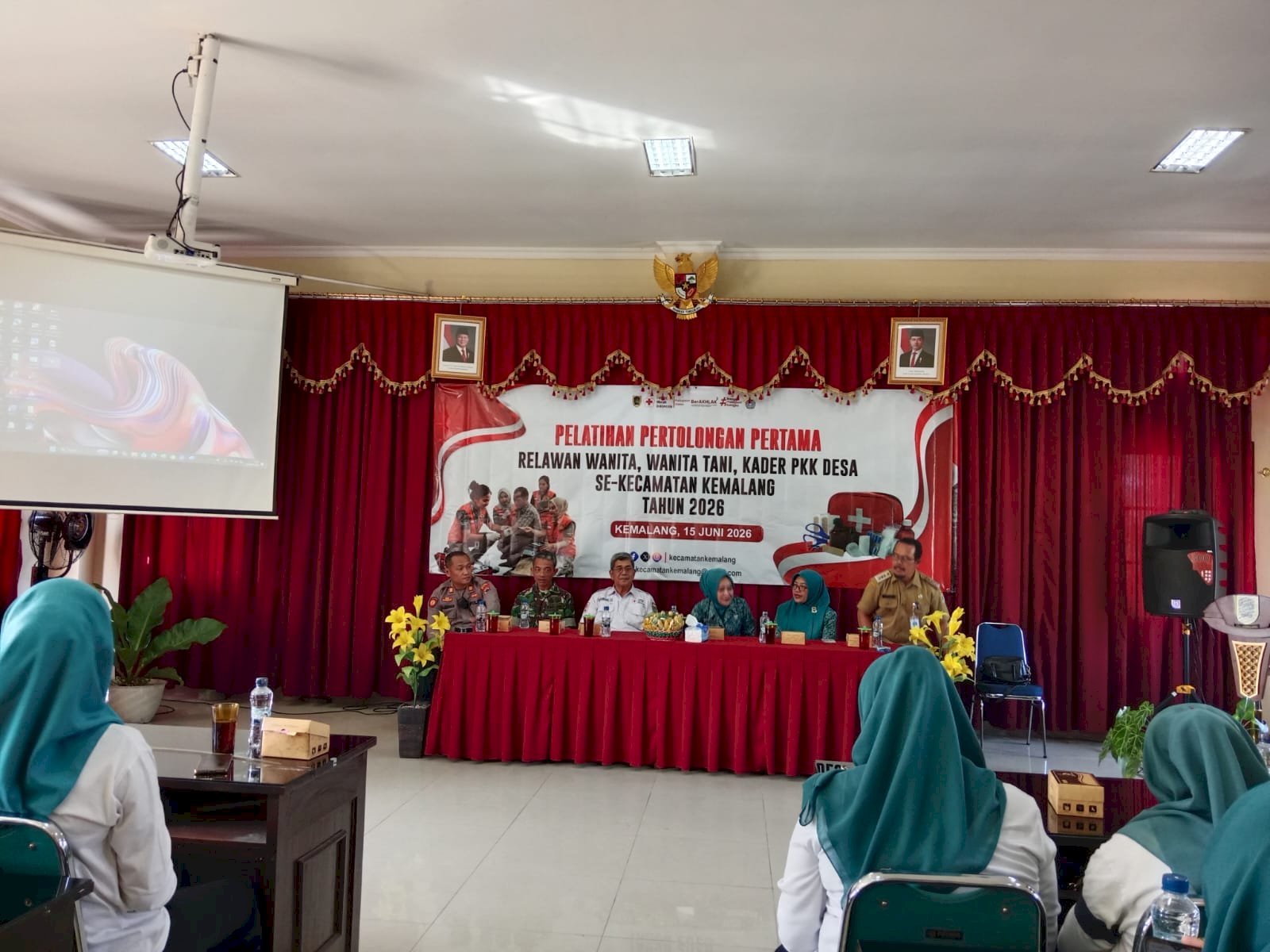 Pelatihan Pertolongan Pertama Bagi Relawan Wanita