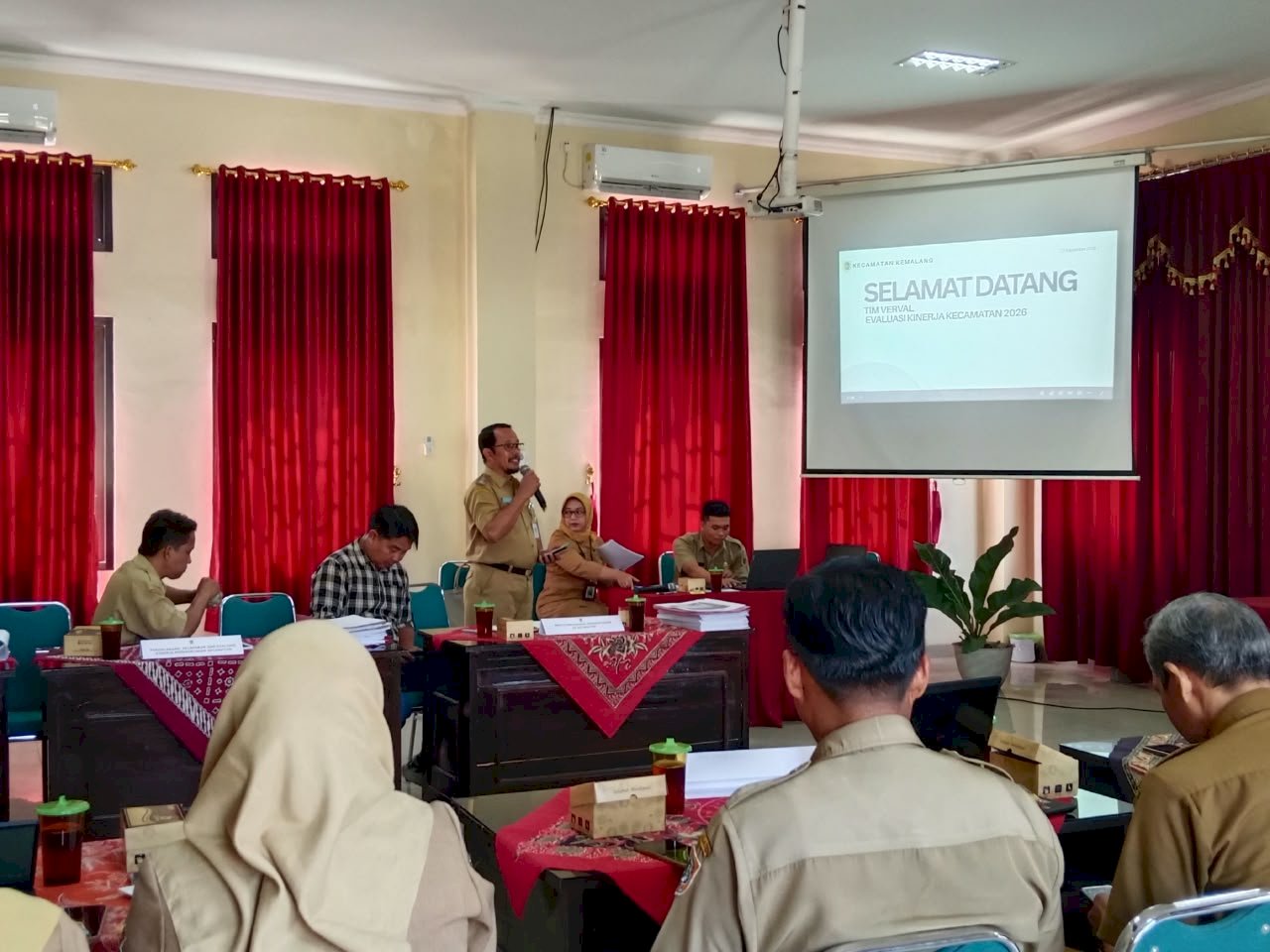 Kecamatan Kemalang Menerima Tim Penilaian Evaluasi Kinerja Kecamatan