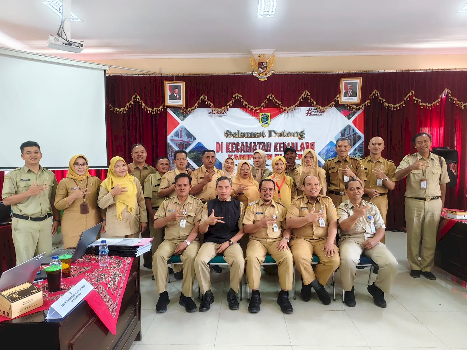 Kecamatan Kemalang Menerima Tim Penilaian Evaluasi Kinerja Kecamatan